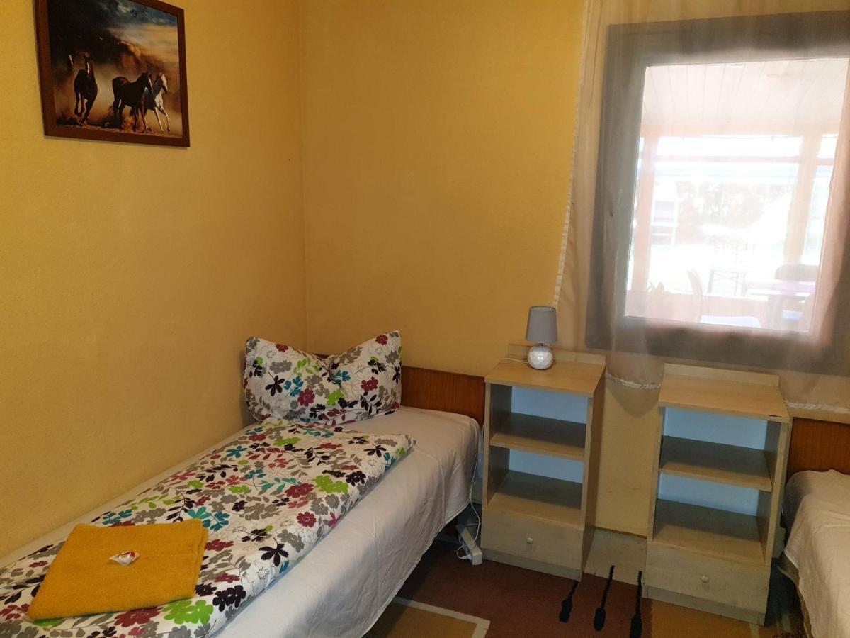 Raba Part Apartman Aparthotel Rabaszentmihaly Buitenkant foto