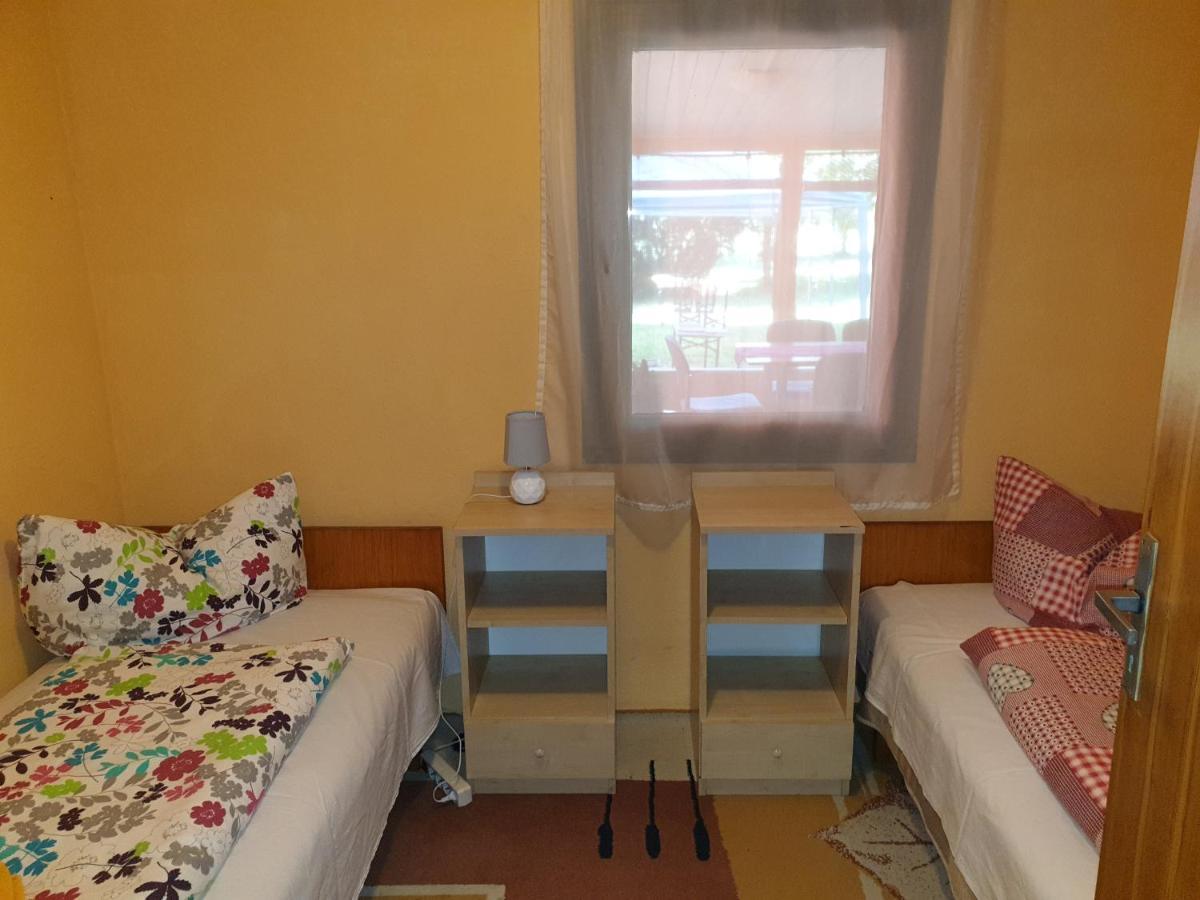 Raba Part Apartman Aparthotel Rabaszentmihaly Buitenkant foto